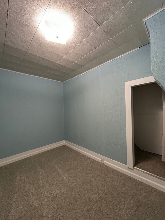 Building Photo - Unique 3-Bedroom, 2-Bathroom Home with Mother-In-Law Suite – $1,600/Month