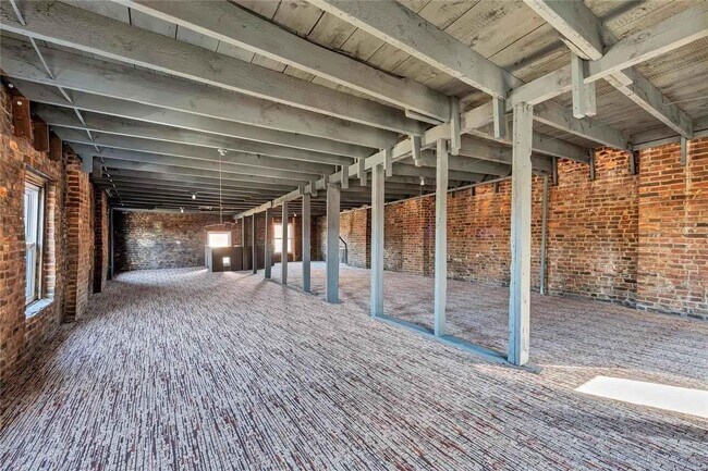 Building Photo - Allen Market Ln - 1229-1231