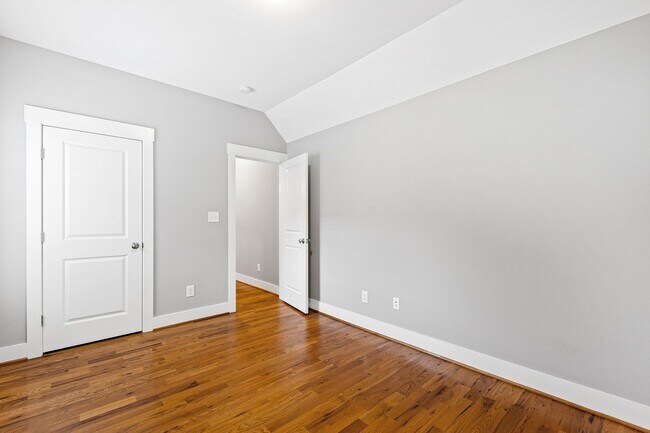 Building Photo - Charming Cape Cod in Tuscaloosa Lakewood!