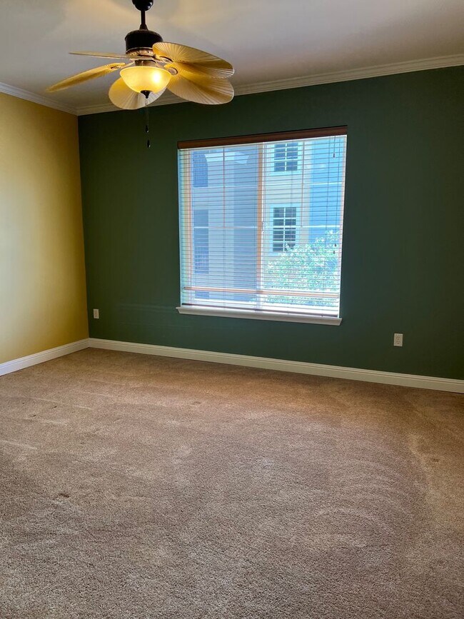 Building Photo - Colony at the Peninsula - 3 Bedroom 2 bath 2 Parking in Hawaii Kai