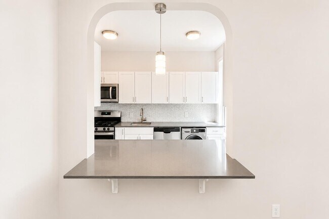 Floorplan - 213 Bennett Avenue