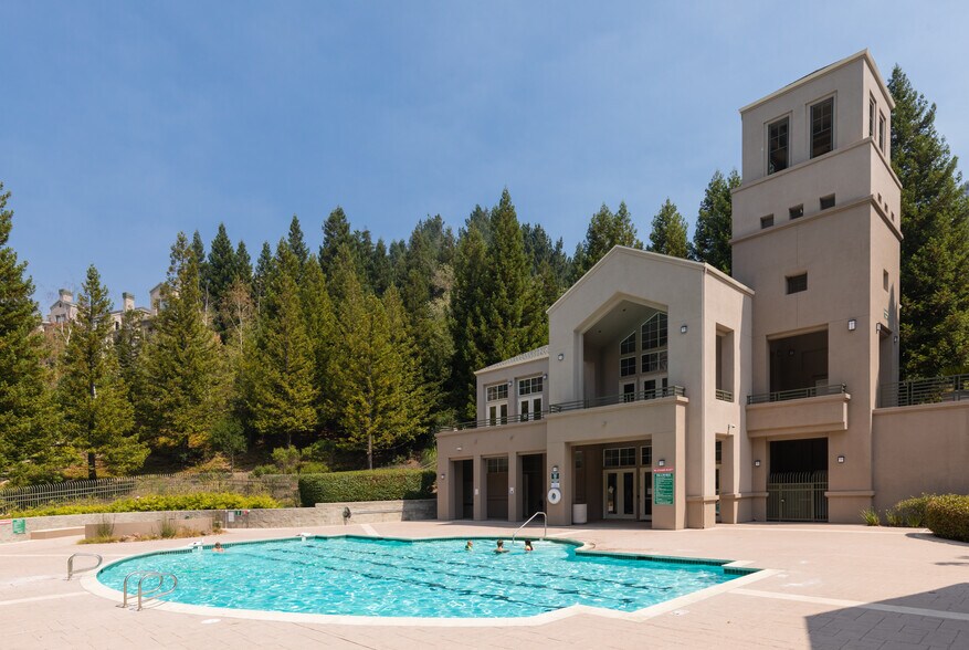 Pool & Rec Ctr 1 - 240 Caldecott Ln