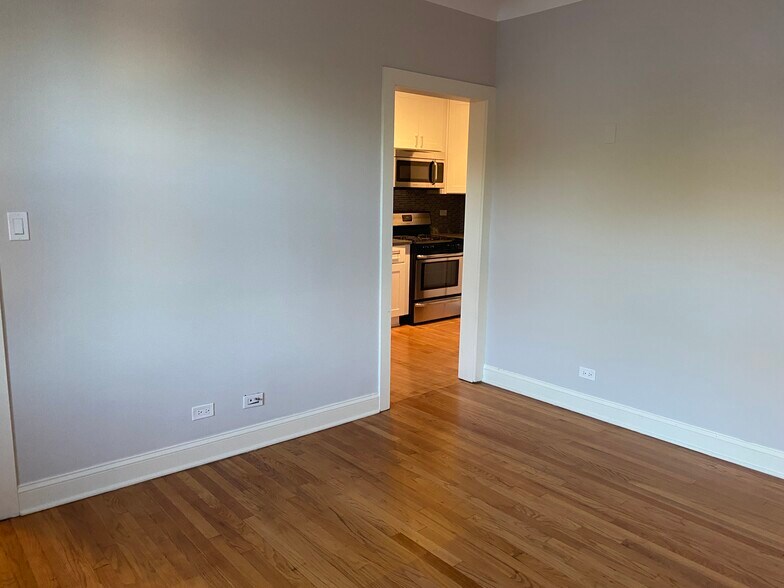 Building Photo - 2331 N Rockwell St