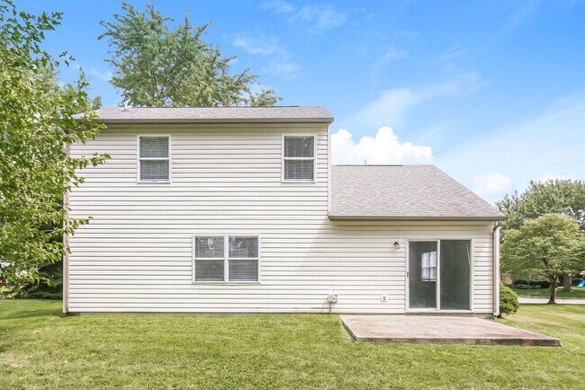 Building Photo - 17764 Cedarbrook Dr