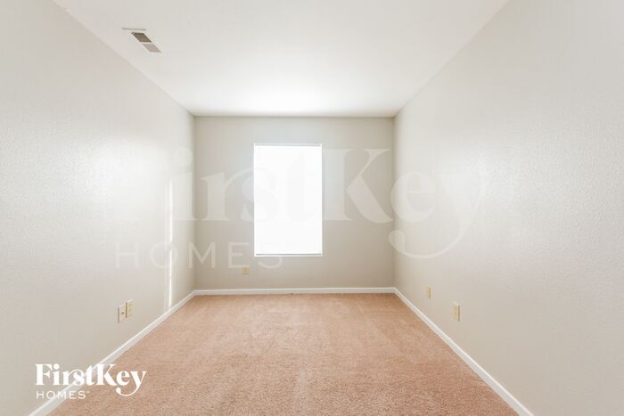 Building Photo - 11324 Arches Dr
