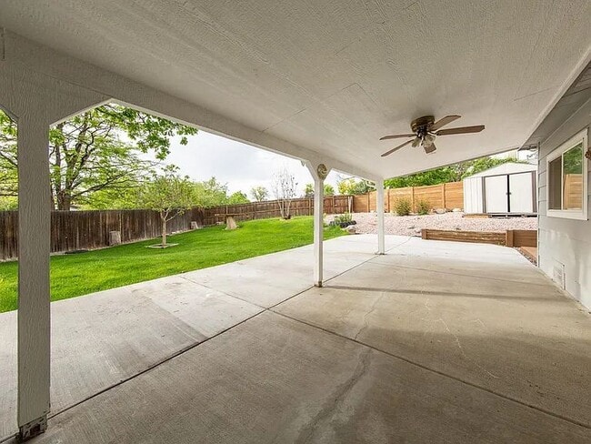 Building Photo - 11869 E Ada Pl