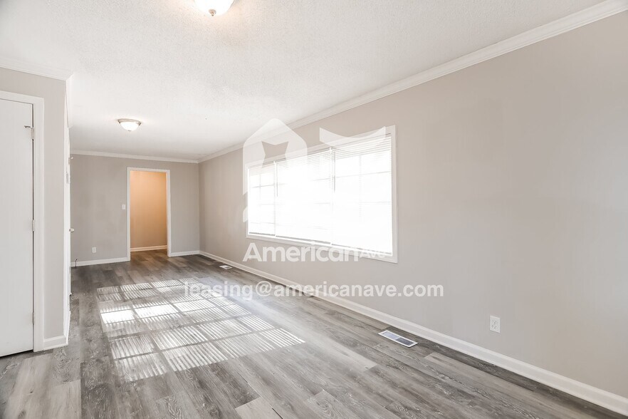Building Photo - 719 Jeannine Ct