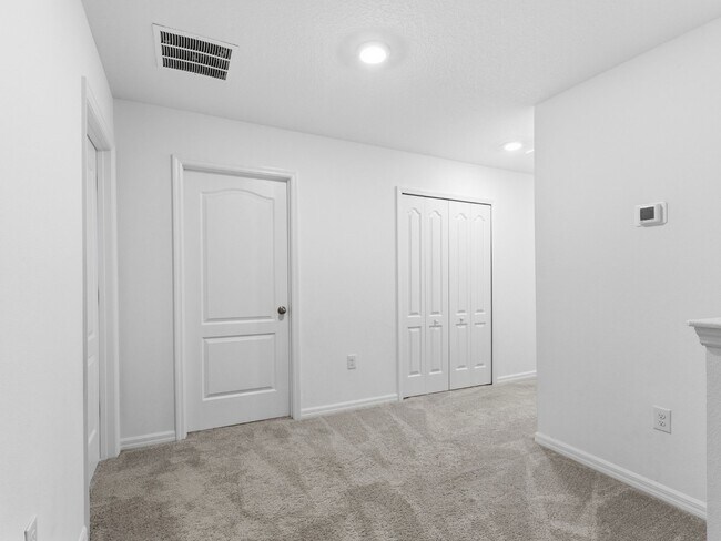 Building Photo - Practically brand-new 3 BR/2.5 BA/1 Car Garage Townhome in Mirada