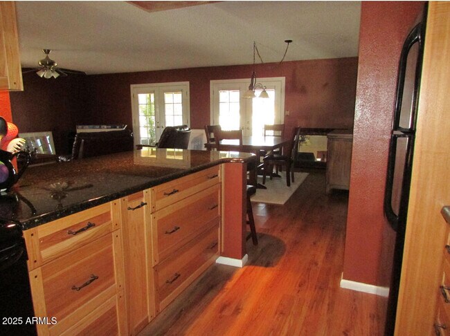 Building Photo - 9438 E Michigan Ave