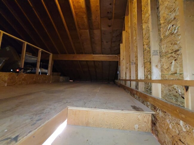 Building Photo - 1040 Smith Ln