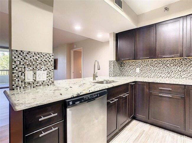 Building Photo - 2333 Feather Sound Dr