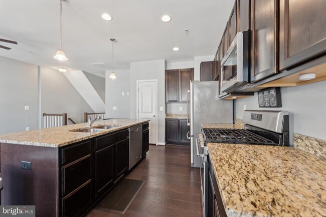 Building Photo - 381 Buckeye Cir