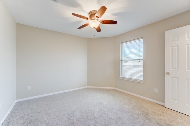 Building Photo - 21510 Juniper Meadows Dr