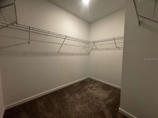 Building Photo - 7465 Stone Crk Trl