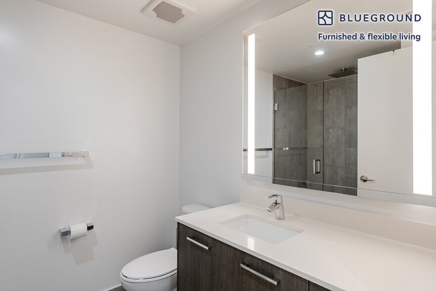 Building Photo - 230 NE 4th St