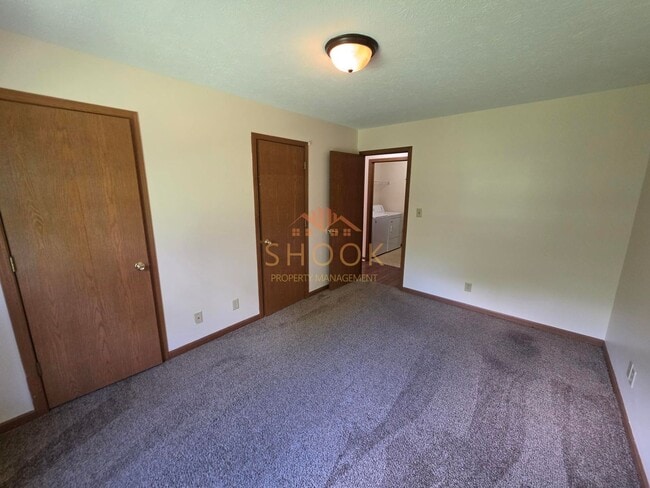 Building Photo - 2817/2819 Plaza Ln