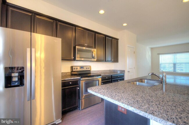 Building Photo - 58 Iron Gate Rd