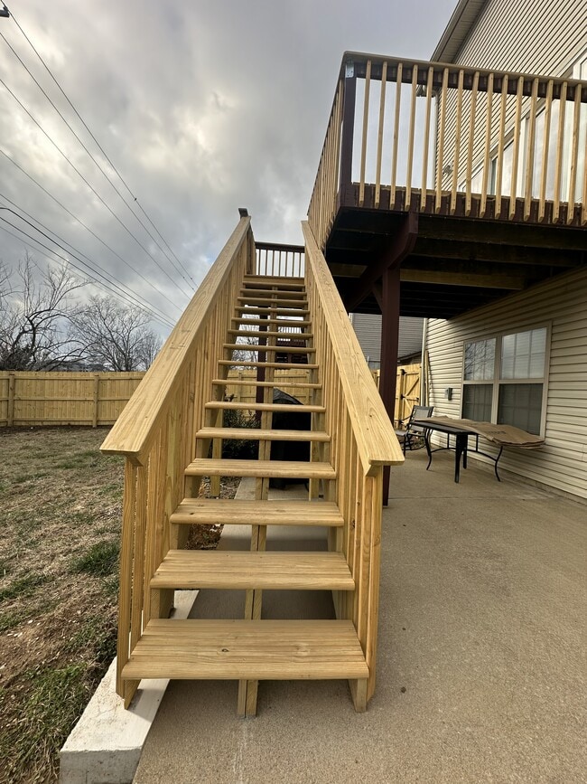 Building Photo - 2424 Calendula Rd