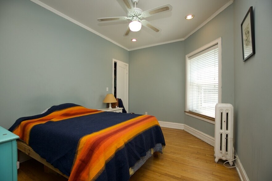 Building Photo - 6314 N Glenwood Ave