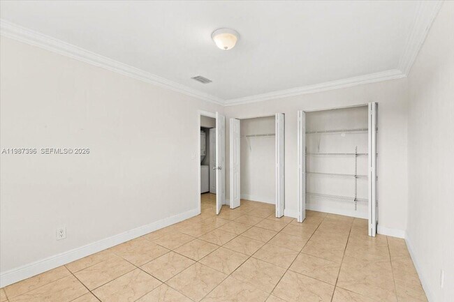 Building Photo - 2323 Van Buren St