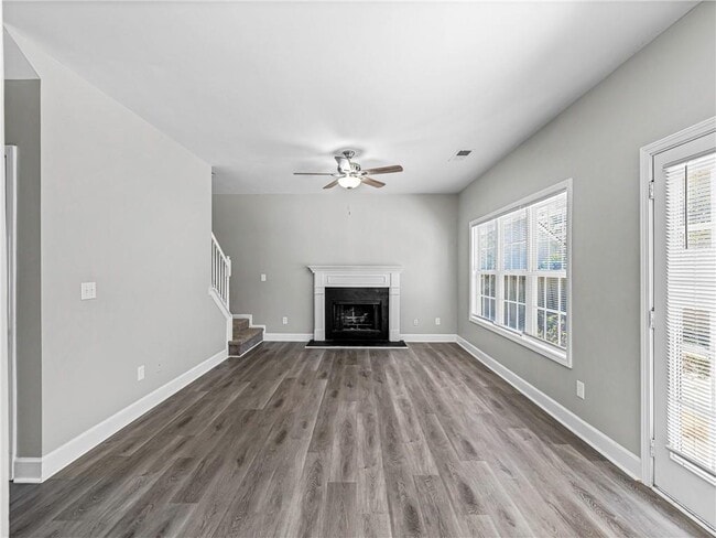 Building Photo - 1215 Bridge Crest Dr