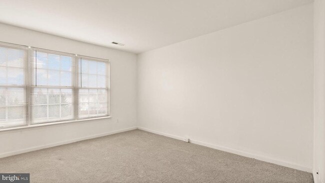 Building Photo - 21753 Ladyslipper Sq