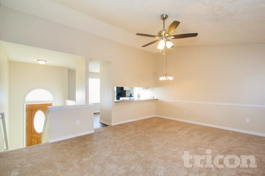 Building Photo - 5020 Millers Glen