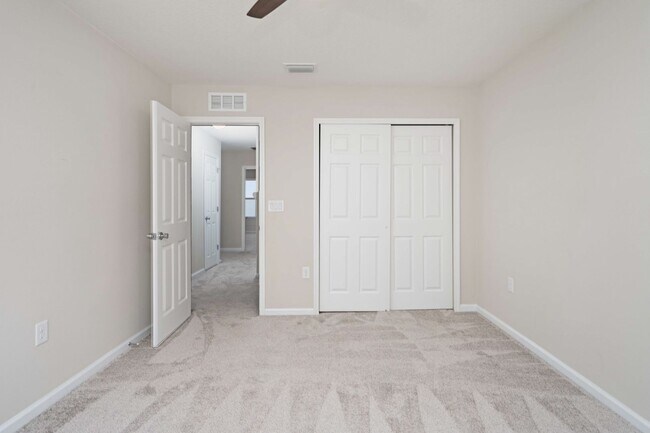 Building Photo - New 3/2.5 Townhome in Ormond Beach