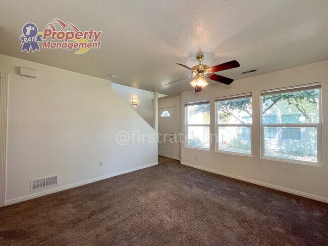 Building Photo - 5940 W Port Pl