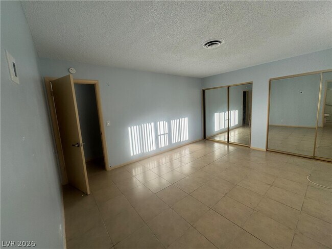 Building Photo - 4420 Del Monte Ave