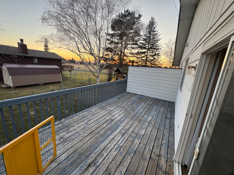 Building Photo - 4913-4915 N Drury Rd