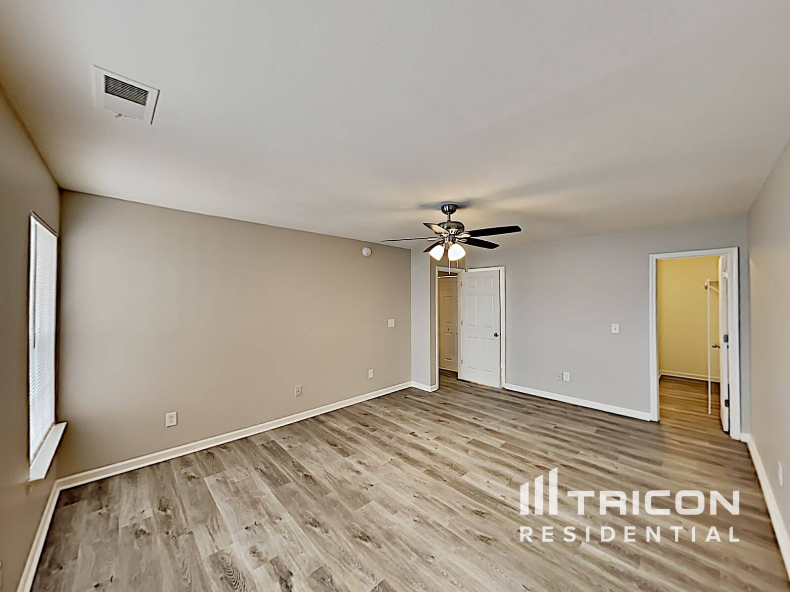 Building Photo - 725 Jack Russell Ct