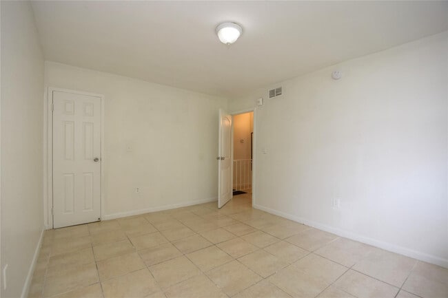 Building Photo - 1790 NW 55th Ave