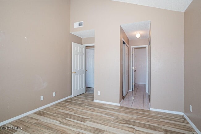 Building Photo - 3929 Tierra Marfil Rd