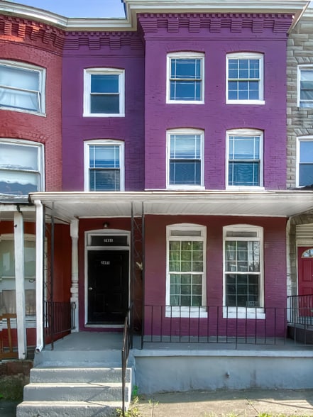 Primary Photo - 2851 W North Ave