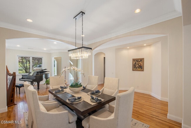 Building Photo - 758 Camino Dos Rios