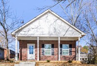 Building Photo - 227 Linden St