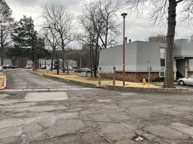 Building Photo - Upstairs unit at Willow Creek available now!