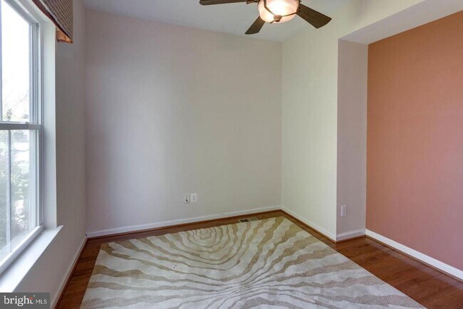 Building Photo - 12760 Manor Hall Ct