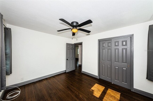 Building Photo - 618 40th Ave N