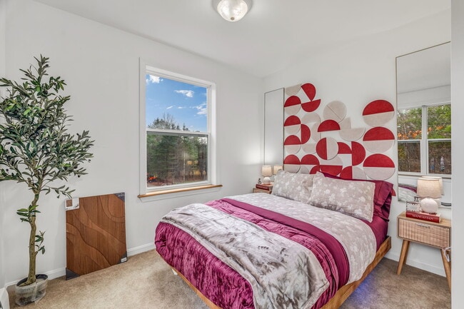 Building Photo - 114 Cove Rd