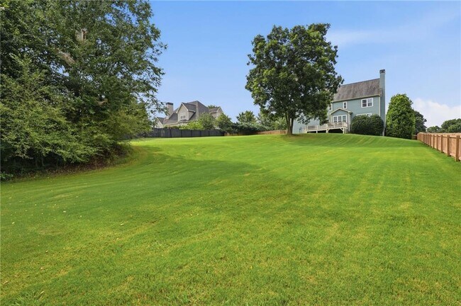 Building Photo - 8205 Applewood Ct