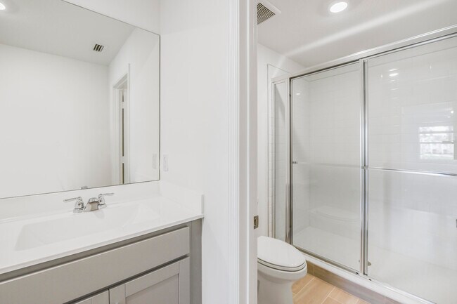 Building Photo - 4330 Pond Lily Ln