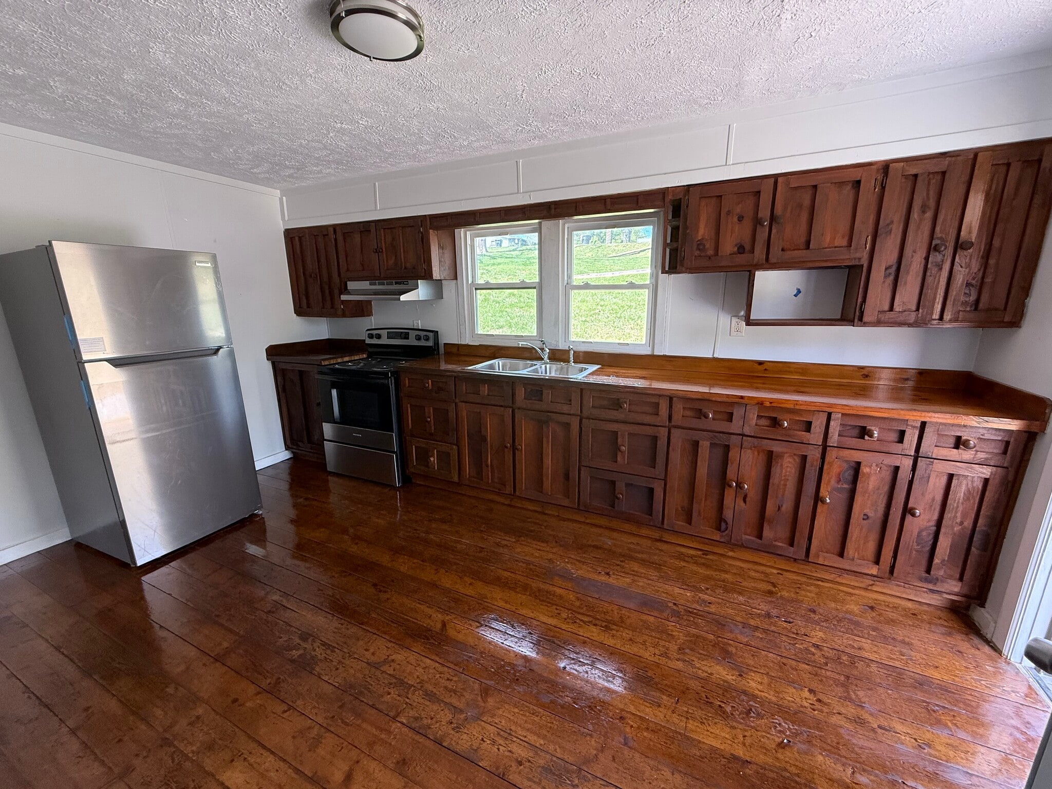 Building Photo - 5740 Dodson Ferry Rd