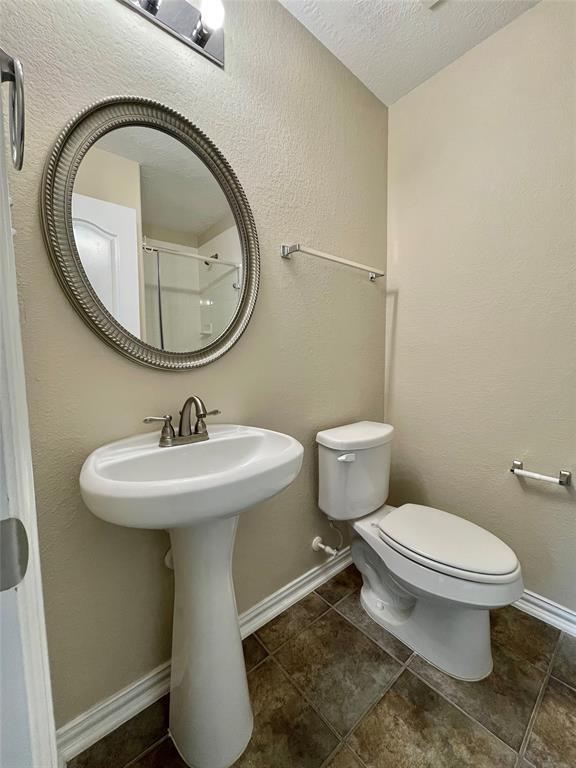 Building Photo - 107 Long Meadow Ct