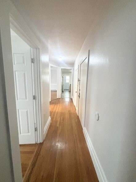 Building Photo - 391 Highland Ave