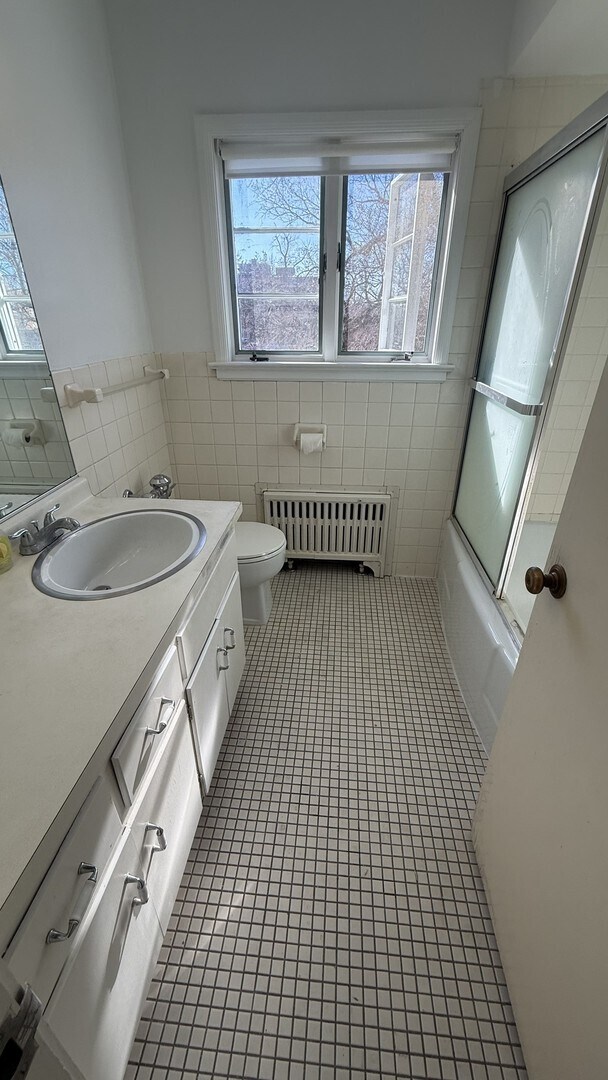 Building Photo - 1923 Sherman Ave