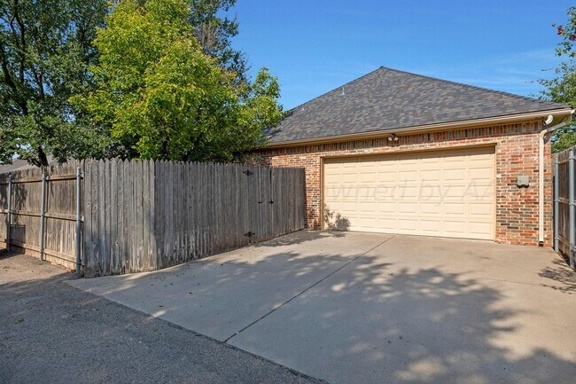 Building Photo - 4911 Cape Colony Drive