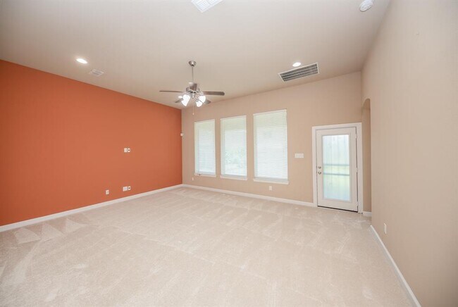 Building Photo - 3310 Belmont River Ln