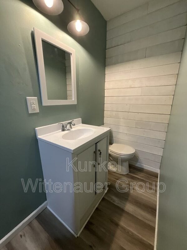 Building Photo - 1632 Progress Ln